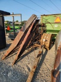 MCCORMICK DEERING PULL CORN BINDER
