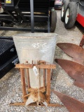 HERD 3PT PTO SPREADER