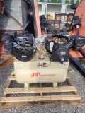 INGERSOLL RAND V-TWIN AIR COMPRESSOR 14HP W/ GAS KHOLE UNUSED