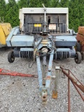 NEW IDEA MODEL 484 ROUND BALER W/ ELECTRIC TWINE TIE BOX, 4'X5' BAL;E SN:10168