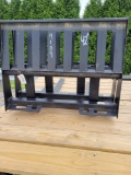UNUSED TRUBILT SKID STEER 42