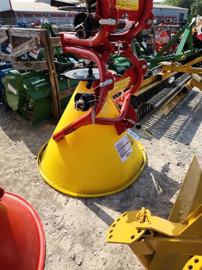 KING KUTTER UNUSED 3PT 500LBS POLY PTO SPREADER