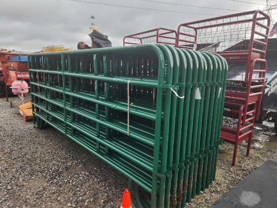10- 12' CORRAR PANELS 6 BAR GREEN UNUSED (10X=$)