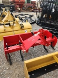 UNUSED KING KUTTER 3PT 5' BOX BLADE W/ TEETH RED
