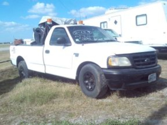 2002 FORD F150 XL, V8, WITH AIR COMPRESSOR AND TOOL BOX, WHITE, VIN#5488, W