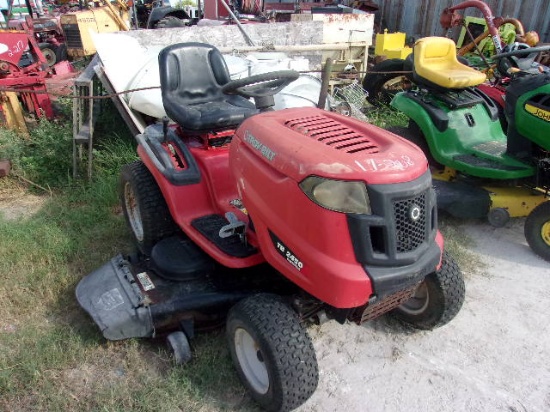 TROYBILT TB2450 HYDROSTATIC 50" CUT RIDING LAWN MOWER