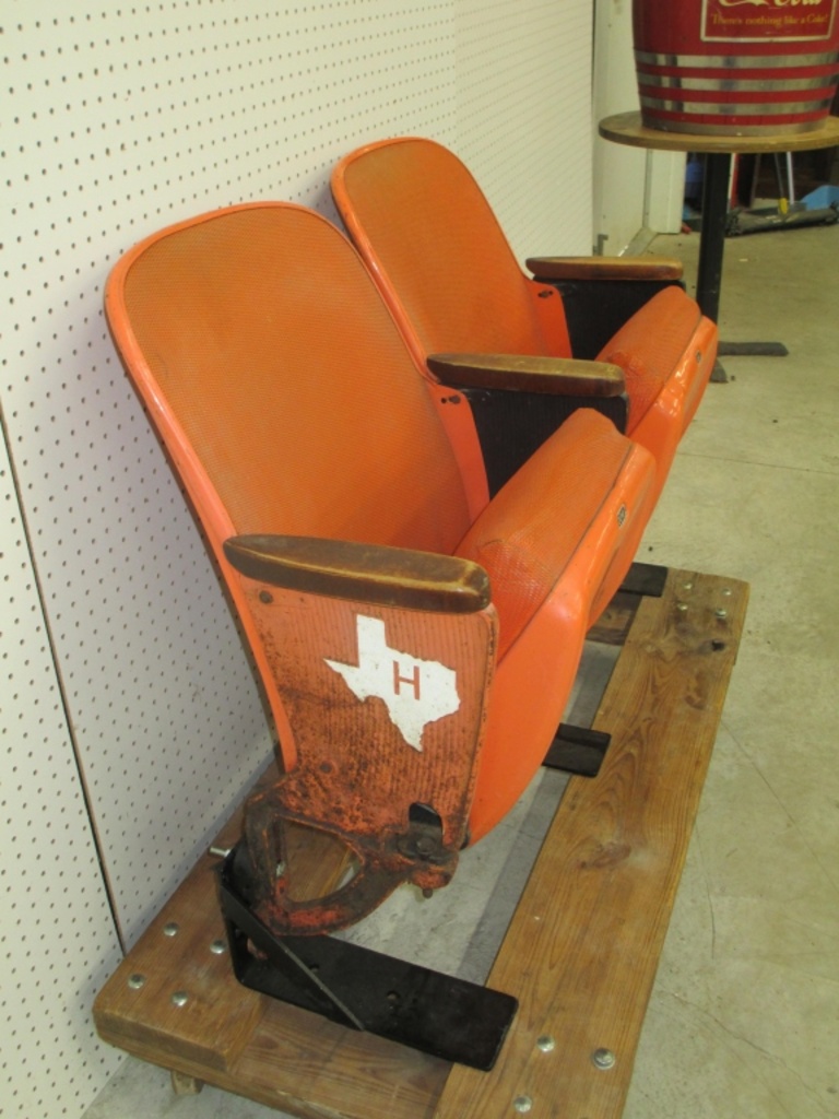 Learn about 126+ imagen astrodome seat for sale In.thptnganamst.edu.vn