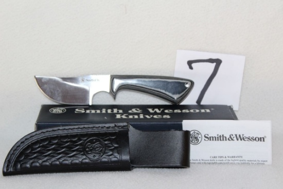 Smith & Wesson Micarta Skinner Knife With Sheath