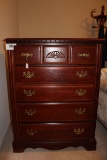 Nice Broyhill Chest Of Drawers