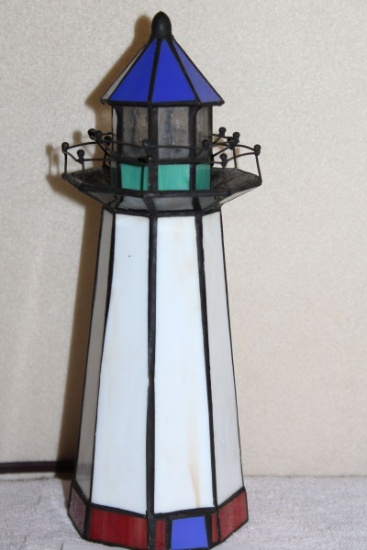 Leaded Glass Look Lighthouse Light