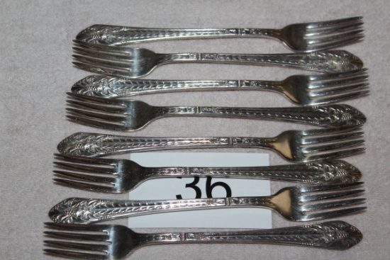 1847 Rogers Bros. 1933 "Marquis" Dinner Forks