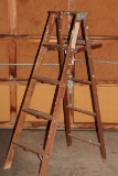 5ft Wooden A-Frame Step Ladder