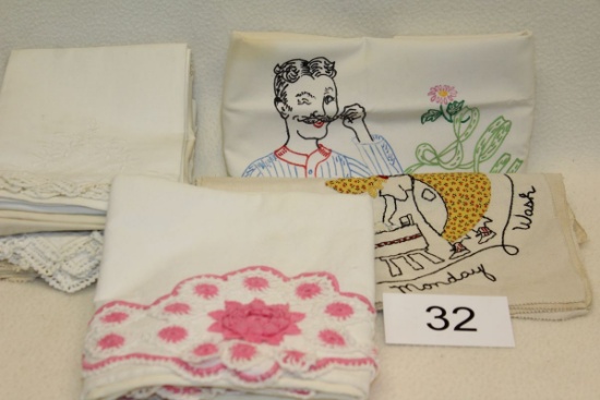 Assorted Vintage  Linens
