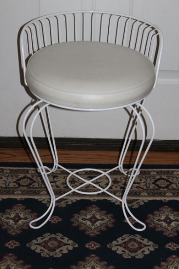 Nice Metal Base Vanity Chair