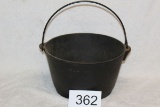#7 Cast Iron 3-Footed Pot W/Handle