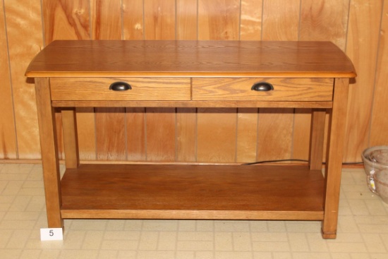 Nice Oak Finish 2 Drawer Entry/Sofa  Table