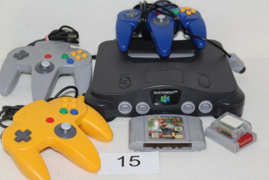 Vintage Nintendo 64 W/Controllers, Memory Cards & Game