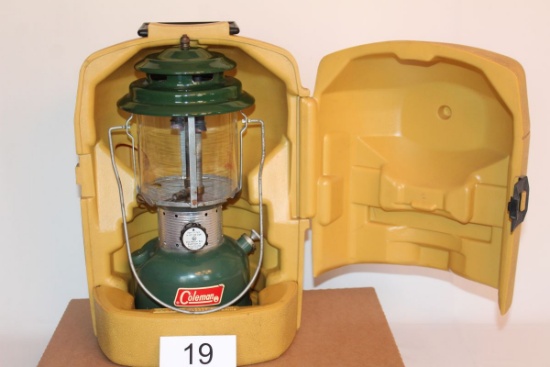 RARE Coleman Lantern Yellow Clamshell Case W/Liquid Fuel Coleman Lantern