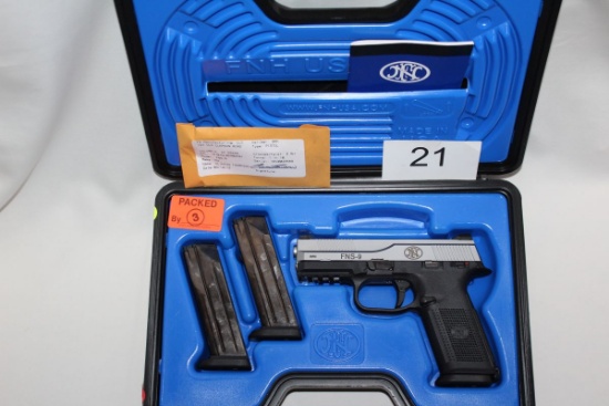 FN FNS 9mm Pistol W/3 Magazines & Case