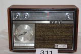 Vintage GE Solid State AM/FM Radio W/Snooze Bar