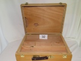 NICE Wood Art/Paint Supplies Storage Case