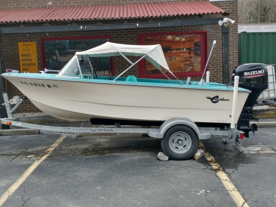 Restored 1964 Crestliner W/Trailer  And NEW 2019 Suzuki 40HP Outboard Motor