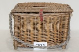 European Wicker/Rattan Fish Basket With Rope Handle