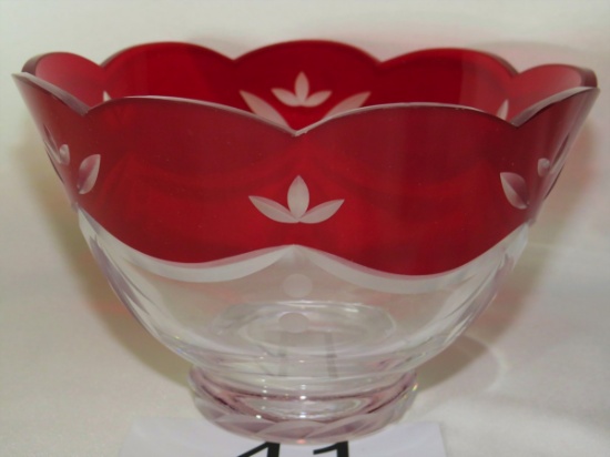 Beautiful Cut Crystal Red To Clear Scalloped Top Bowl
