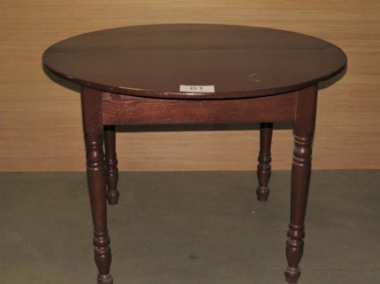 Wood Round Dining Table