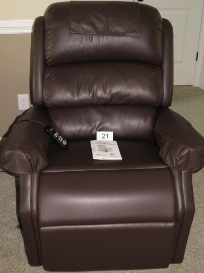 Ultra Comfort Of America Power Lift & Recline Chair W/Manual