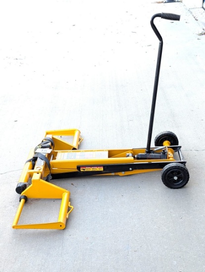 CUB CADET Lawn Mower Hydraulic Lift W/Wheels Model #HTL550