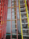 28' Fiberglass Extension Ladder