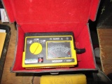 (4) Insulation Testers