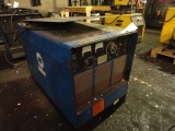 MILLER Deltaweld 650 Welder