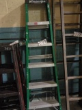 6' Fiberglass Step Ladder