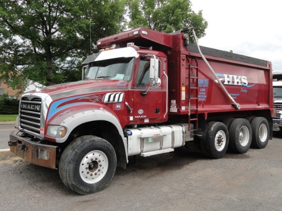 2014 MACK Model GU713 Tri-Axle Dump Truck, VIN# 1M2AX07C5EM020742, powered