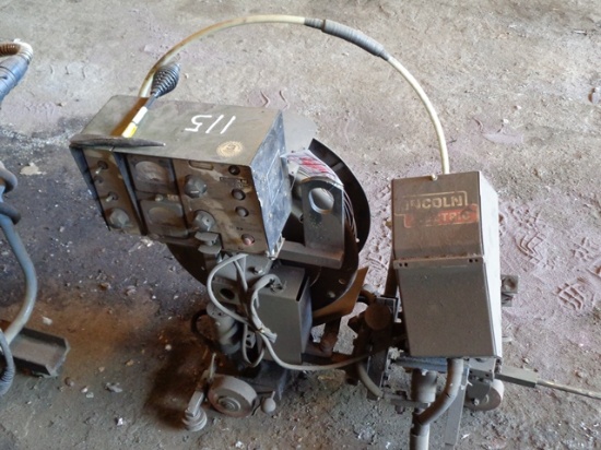 LINCOLN Wire Feed Welder (OAKDALE)