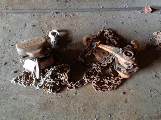 (2) Manual Chain Hoists (OAKDALE)
