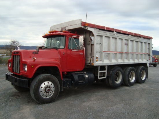 (Unit #7-149) 1990 MACK Model RD688S Tri-Axle Dump Truck, VIN# 1M2P141C2LW0