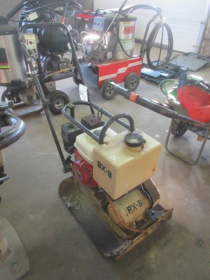 INGERSOLL RAND BX-8 Plate Compactor (RUNS)