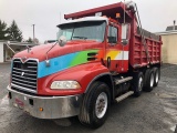 2001 MACK Model CX613 Tri-Axle Dump Truck, VIN# 1M1AE07Y11W009452, powered