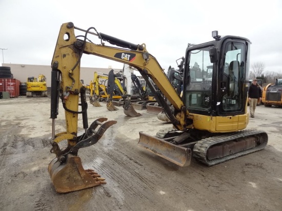 2008 CATERPILLAR Model 303C CR Mini Hydraulic Excavator, s/n BXT04197, powe