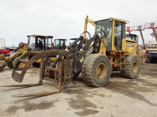 1998 JOHN DEERE Model TC54H Integrated Tool Carrier, s/n 565780, powered by