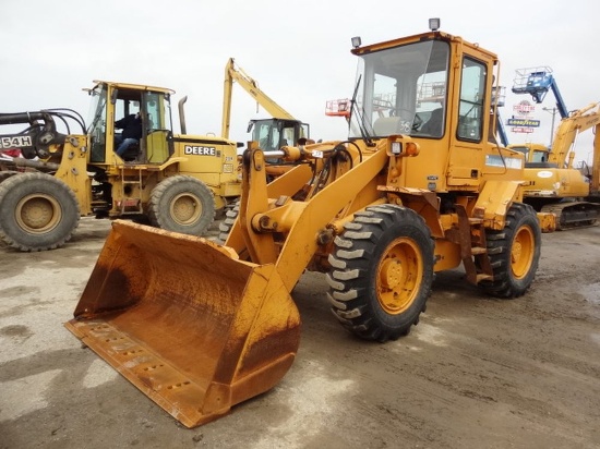 1999 HYUNDAI Model HL720-3 Rubber Tired Loader, s/n L-901FF10024, powered b