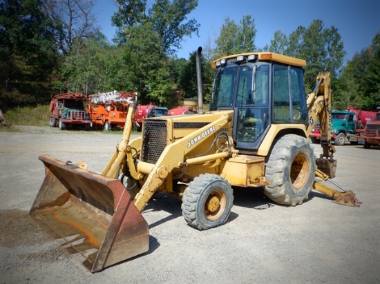 1993 JOHN DEERE Model 310D, 4x4 Tractor Loader Extend-A-Hoe, s/n 794593, po