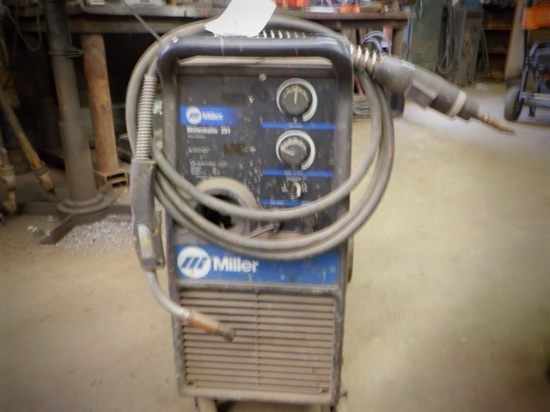 MILLER Millermatic 251 MIG Welder, s/n LC467197, equipped with wire feed an