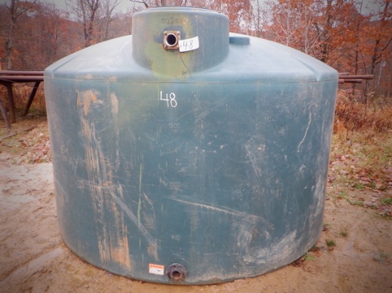 2,100 Gallon Poly Tank