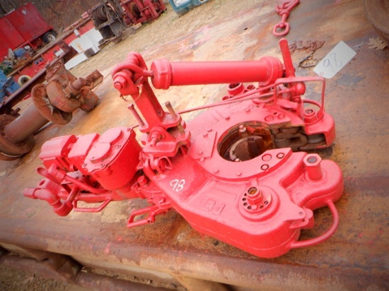 BJ Hydraulic Power Pipe Tongs, with 3-1/2" pipe die