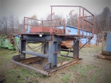 HOOKERMACH 28B Skid Mounted Rotating Table