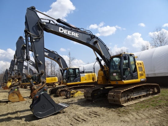 (GIL-052) 2015 JOHN DEERE Model 245G LC Hydraulic Excavator, s/n 1FF245GXKF